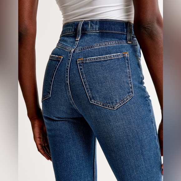 Abercrombie & Fitch Ultra High Rise Ankle Straight Jean, Size 10/30 short - Picture 9 of 10